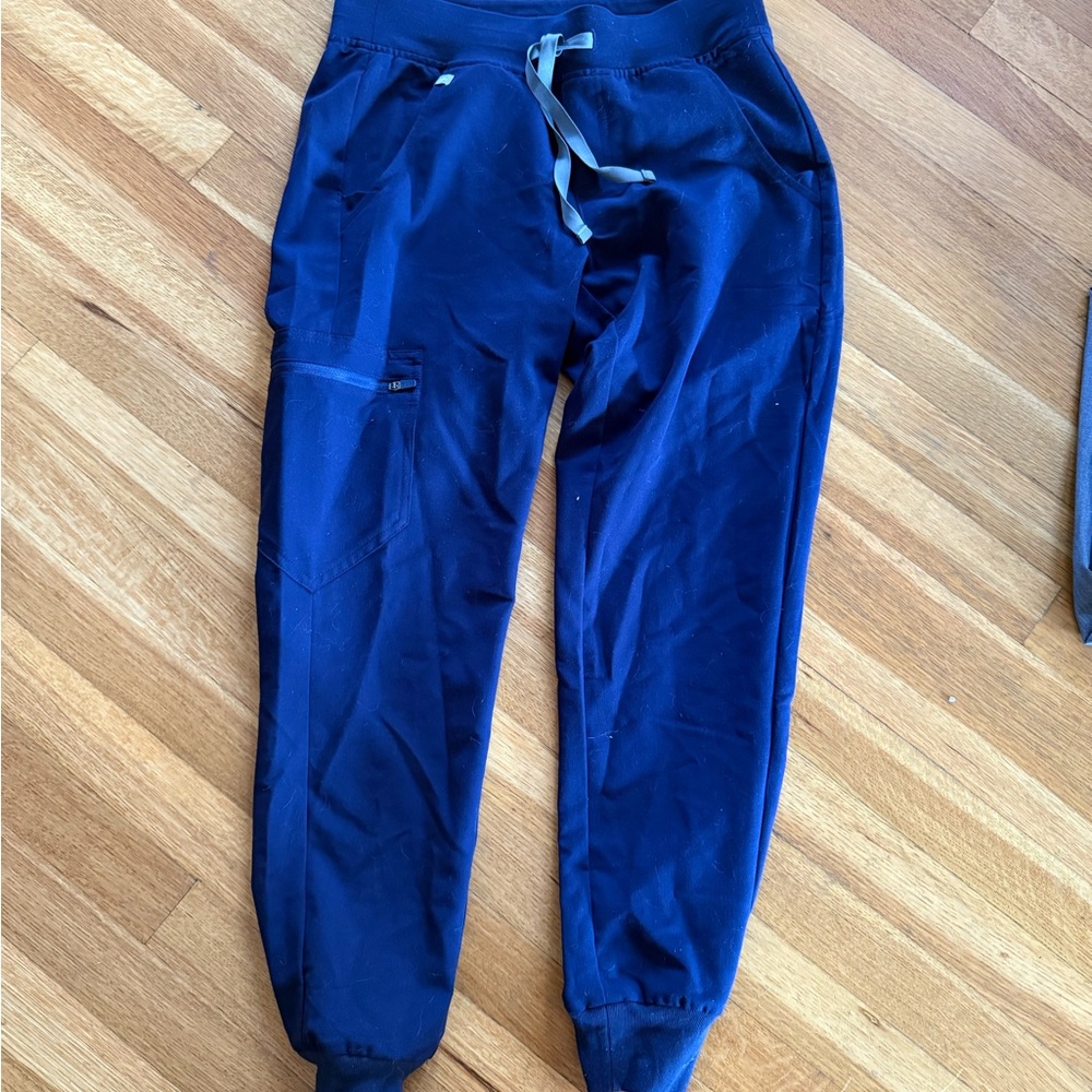 Figs Navy Jogger Scrubs